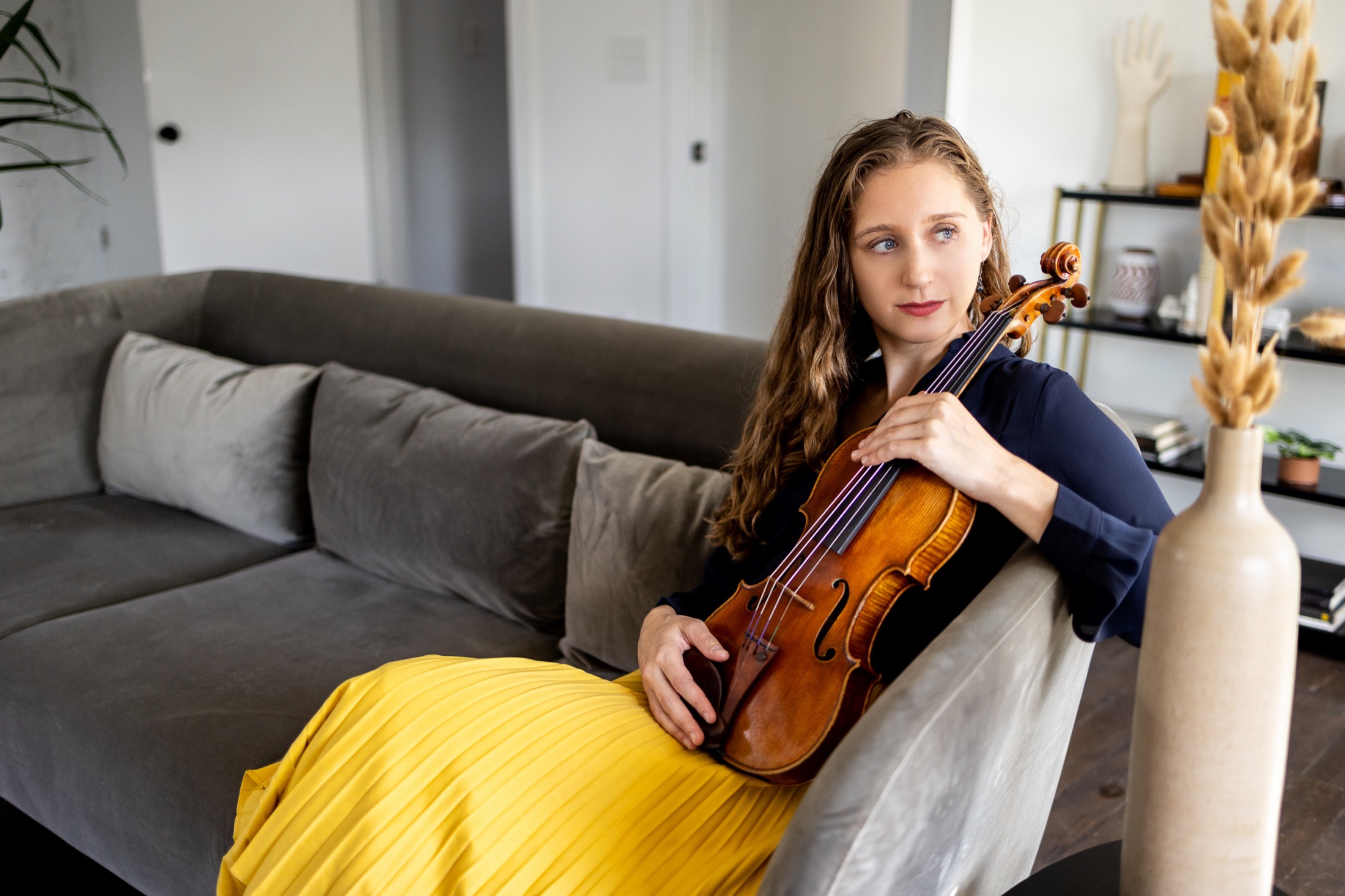 Jordana Greenberg with her violin